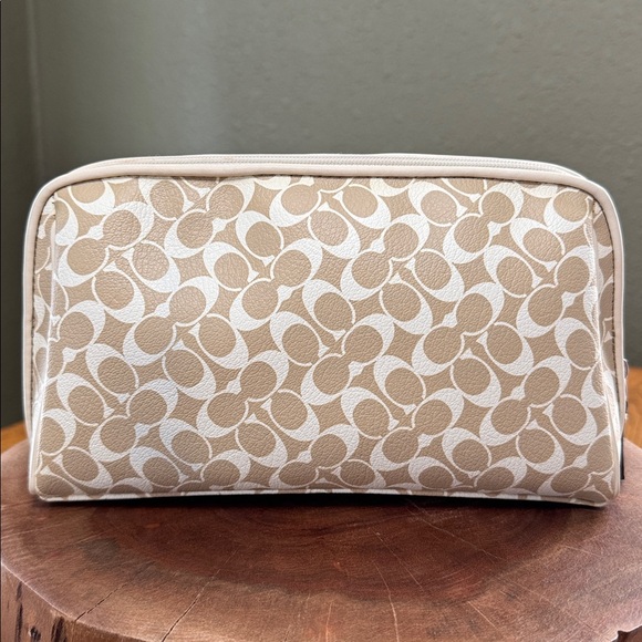 COACH CHELSEA HERITAGE X-LARGE COSMETIC CASE - Picture 3 of 10